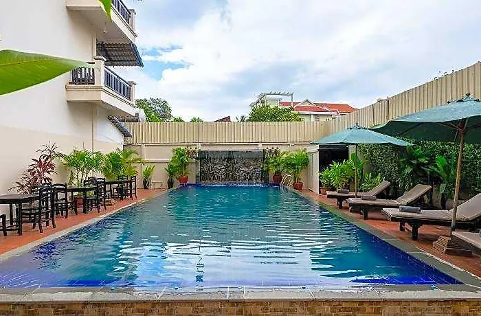 Hotel Khmer Angkor 3*